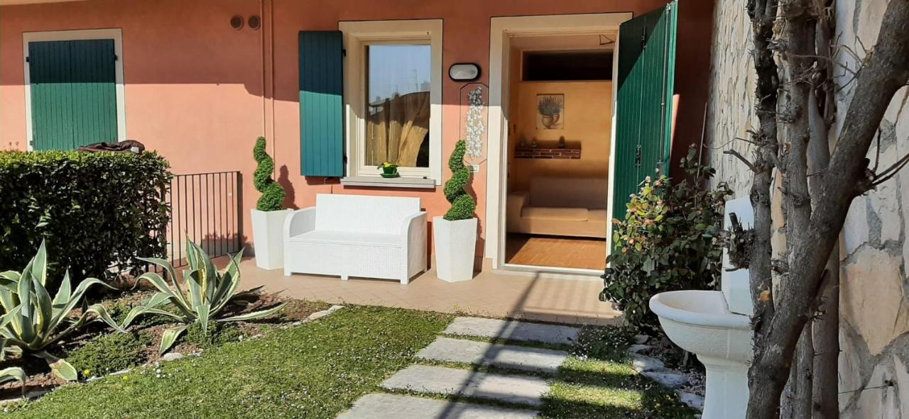 Holiday House Sole Salo Bagian luar foto