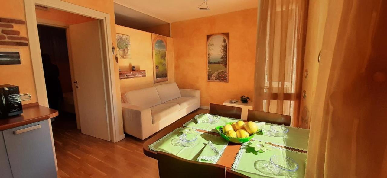 Holiday House Sole Salo Bagian luar foto