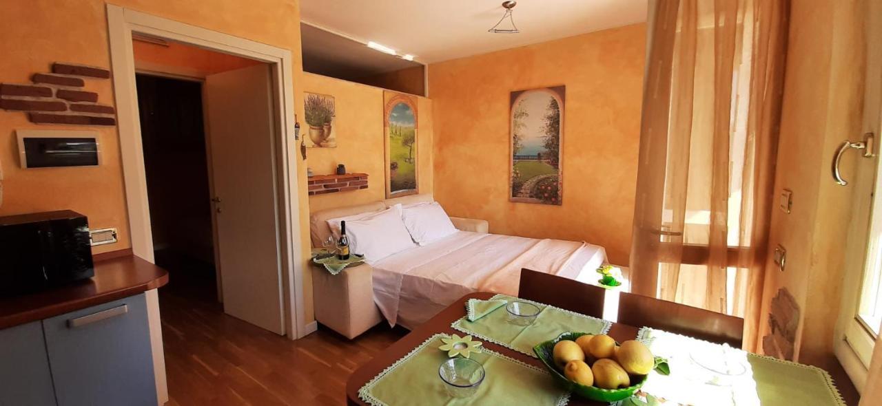 Holiday House Sole Salo Bagian luar foto